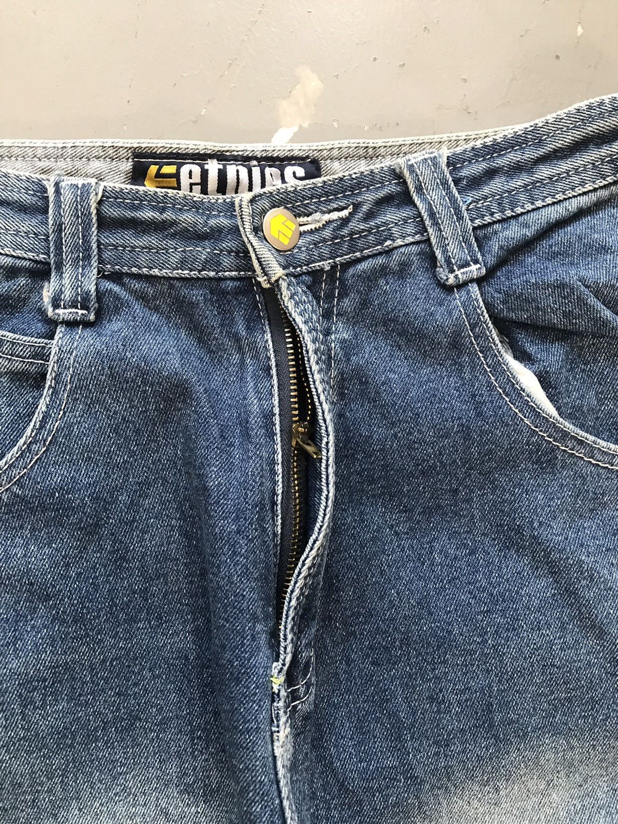 Etnies × Vintage Vintage Etnies big pocket embroidered denim Size US 28 / EU 44 - 7 Thumbnail