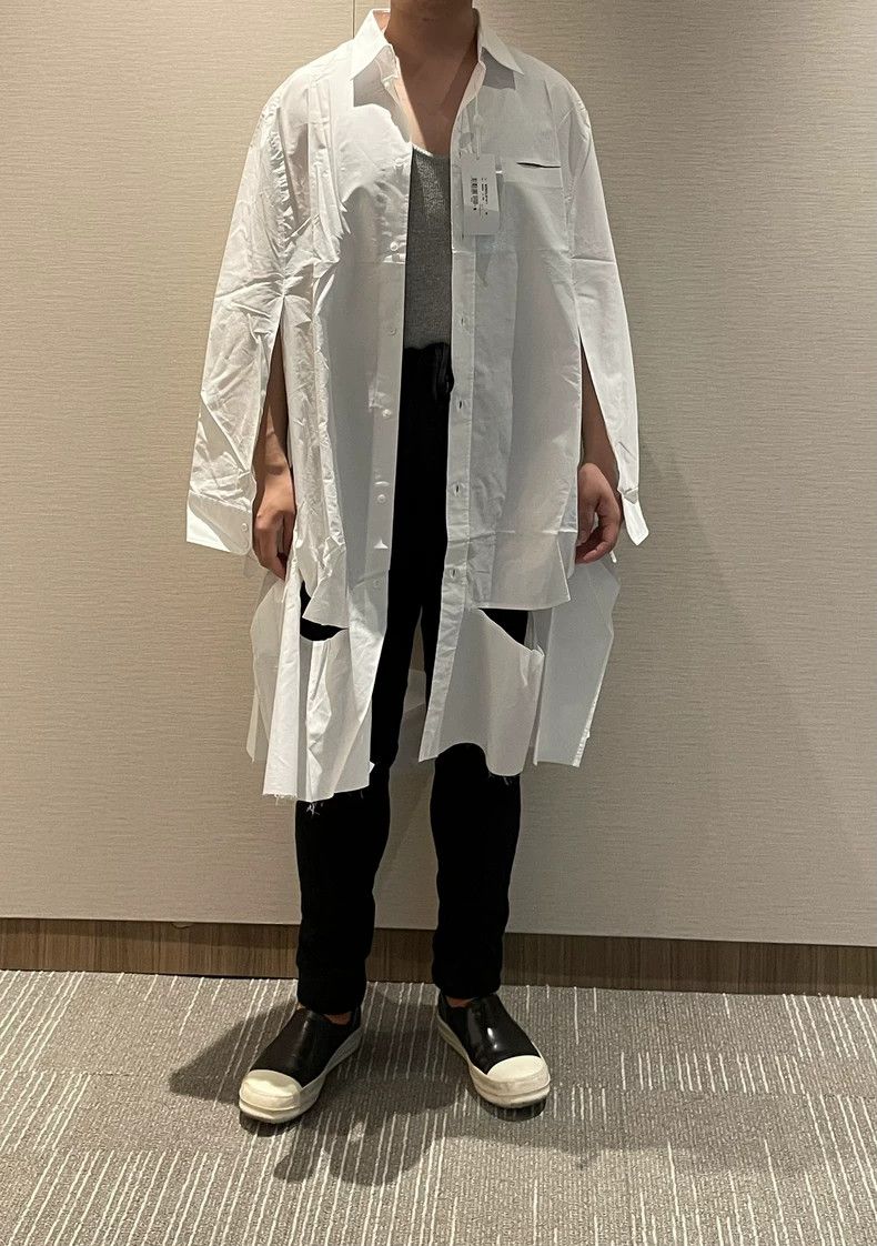Maison Margiela Maison Margiela Cloak shirt 2504-Nextarrow Size US M / EU 48-50 / 2 - 2 Thumbnail