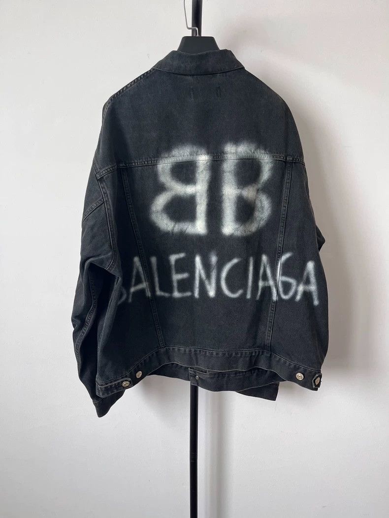 Balenciaga Balenciaga Solid color graffiti single-breasted lapel long Size US S / EU 44-46 / 1 - 1 Thumbnail