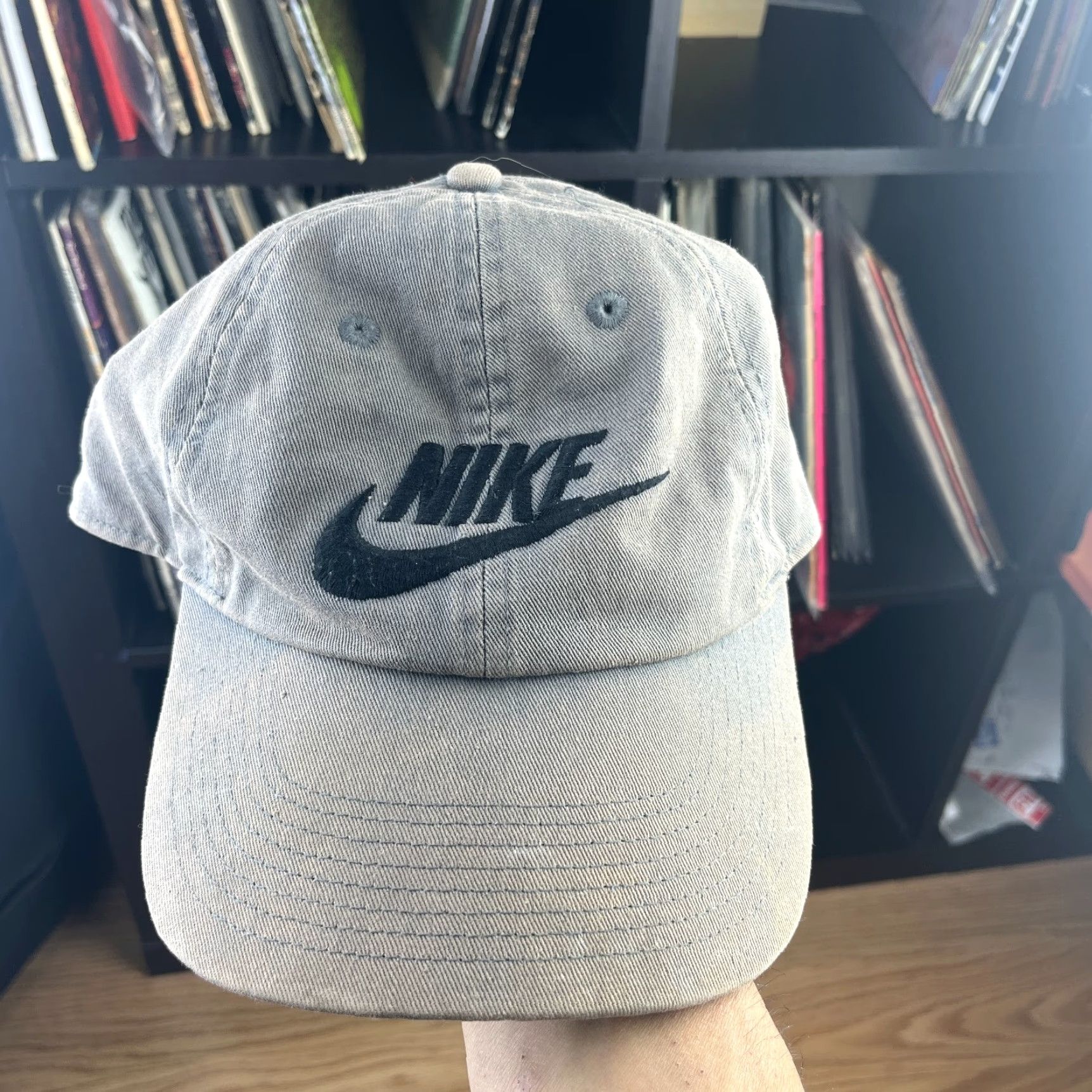 Nike VINTAGE Nike Sun Faded Y2K Strapback Hat Adjustable Baseball Cap Mens One Size Gray 90s Classic Adjustable Size ONE SIZE - 2 Thumbnail