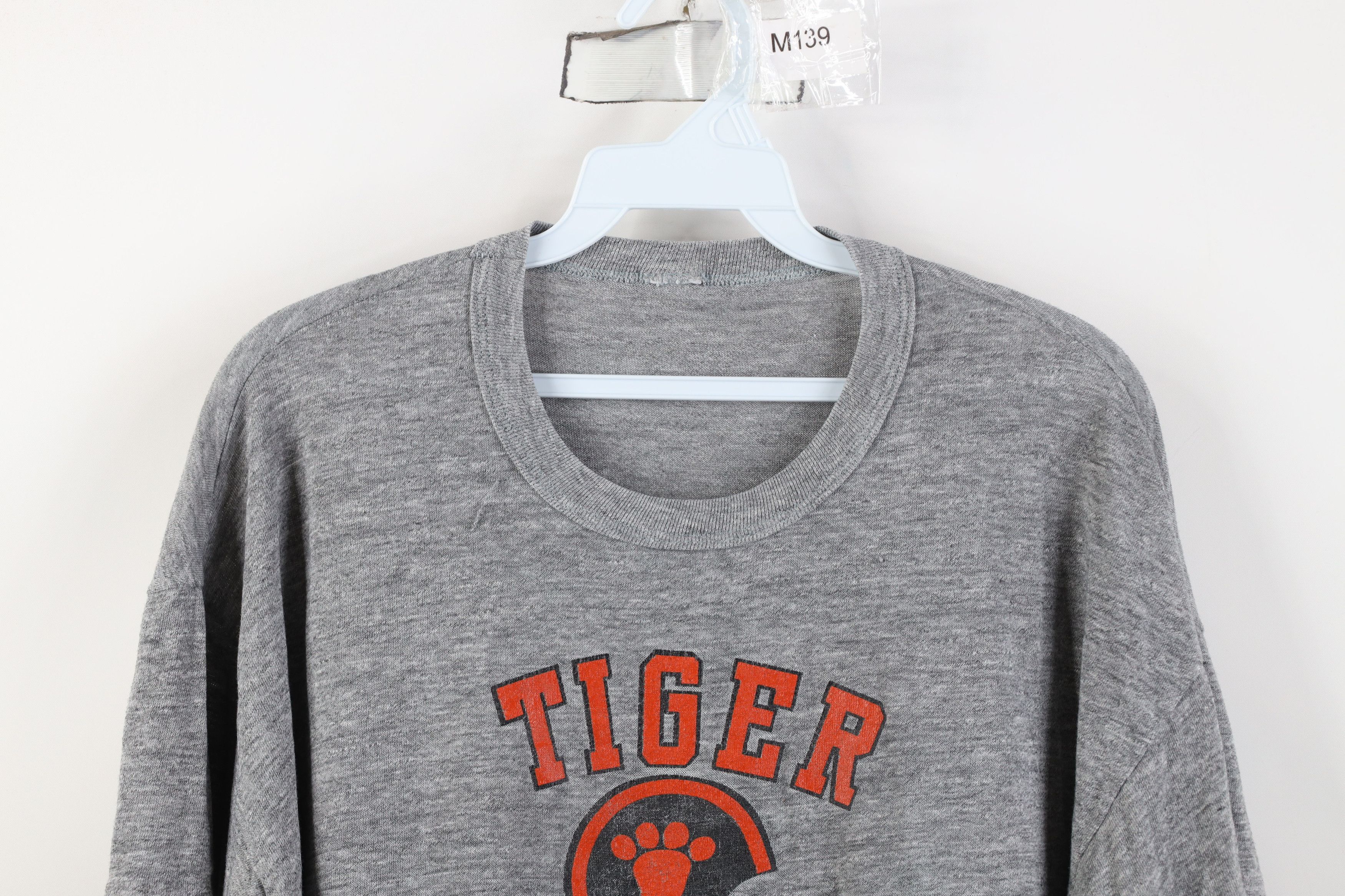 Vintage Vintage 80s Triblend Clemson University Football T-Shirt USA Size US L / EU 52-54 / 3 - 2 Thumbnail