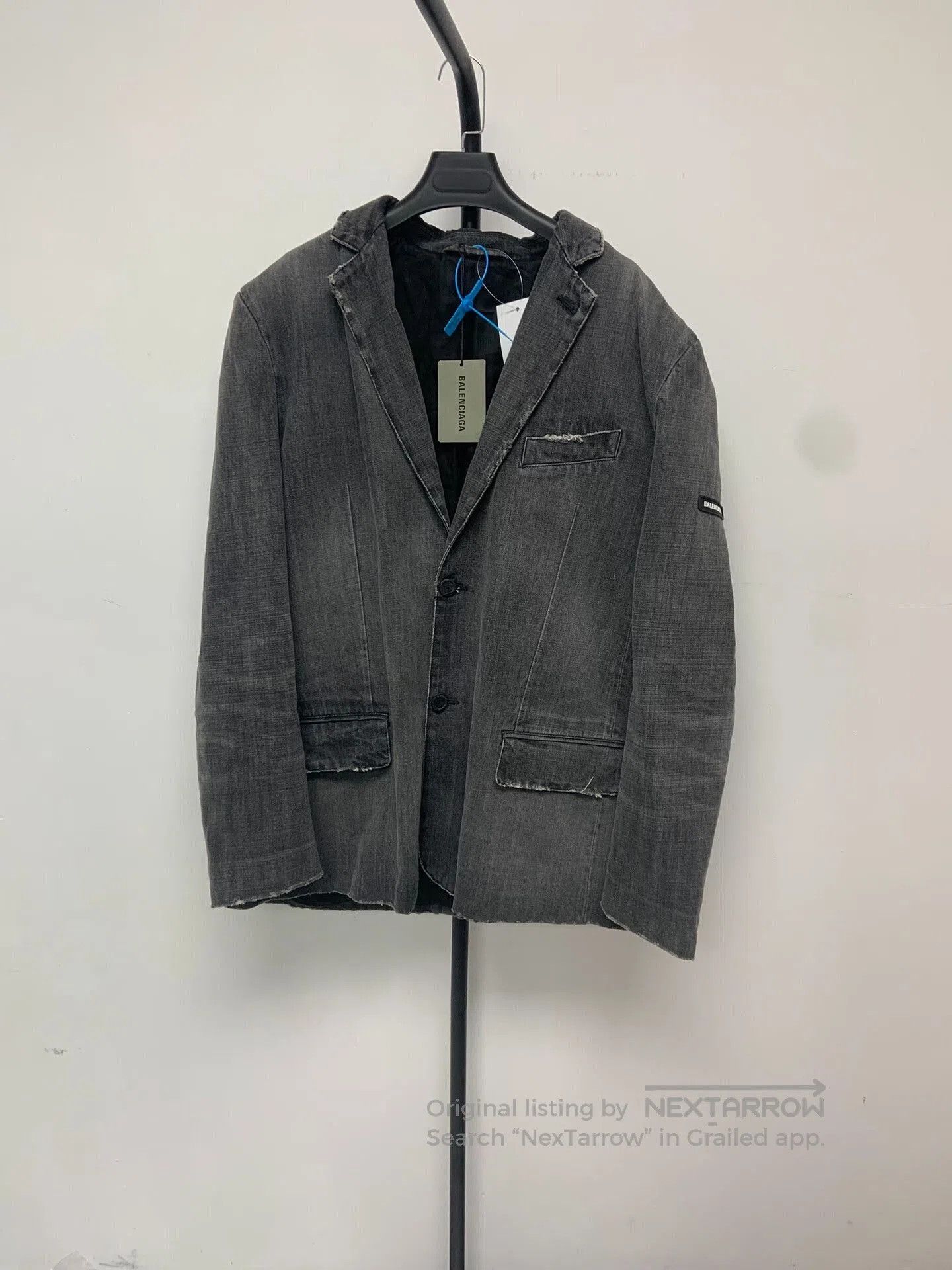 Balenciaga Balenciaga Long Sleeve Logo Blazer Jacket. Size US L / EU 52-54 / 3 - 1 Thumbnail
