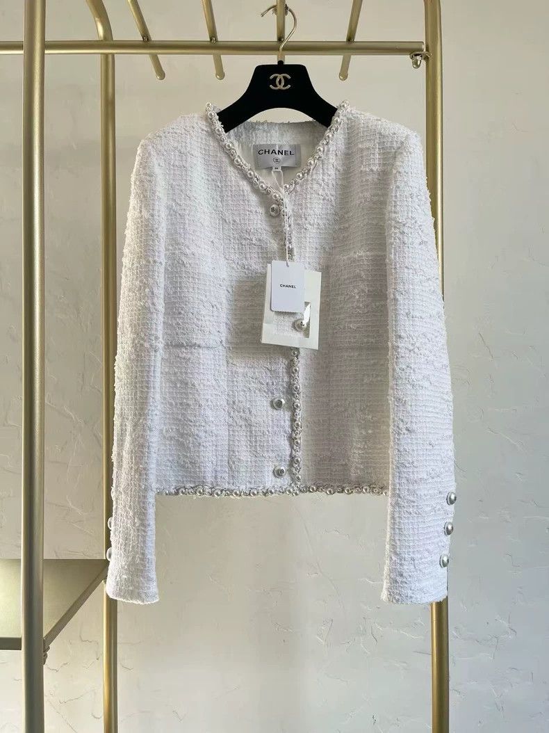 Chanel Chanel 2025 SS Pearl White Jacket - dmc Size M / US 6-8 / IT 42-44 - 1 Thumbnail