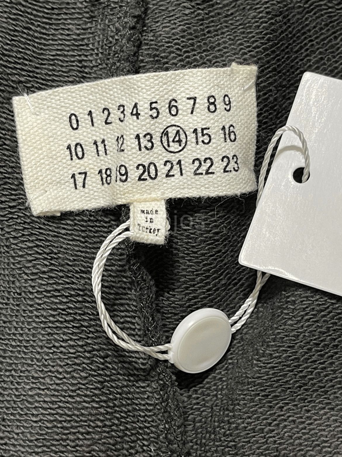 Maison Margiela Sz 52 Maison Margiela Logo Patches Sweatpants-2508 Size US 36 / EU 52 - 5 Thumbnail
