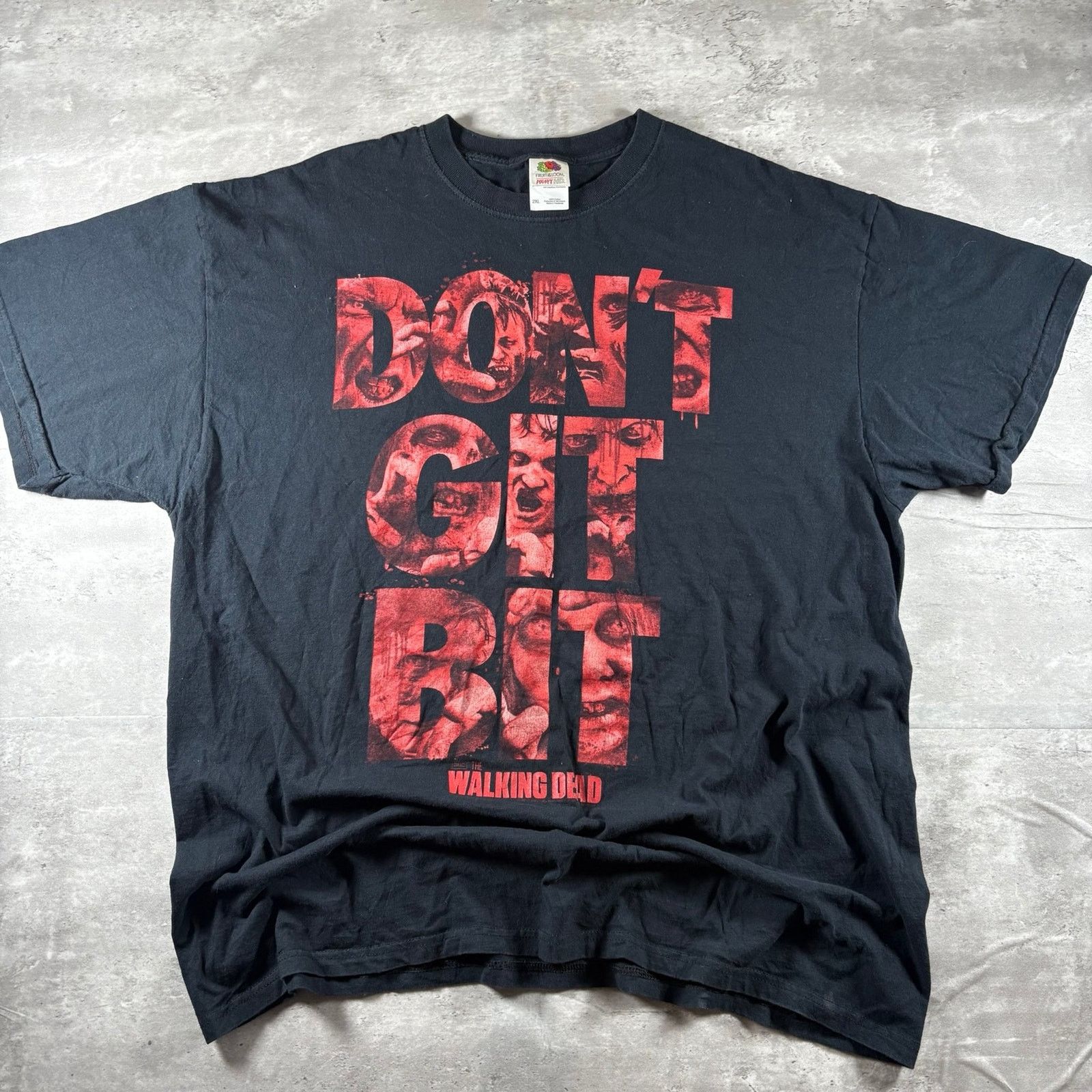 Fruit Of The Loom Vintage The Walking Dead T-shirt Size US XL / EU 56 / 4 - 1 Thumbnail