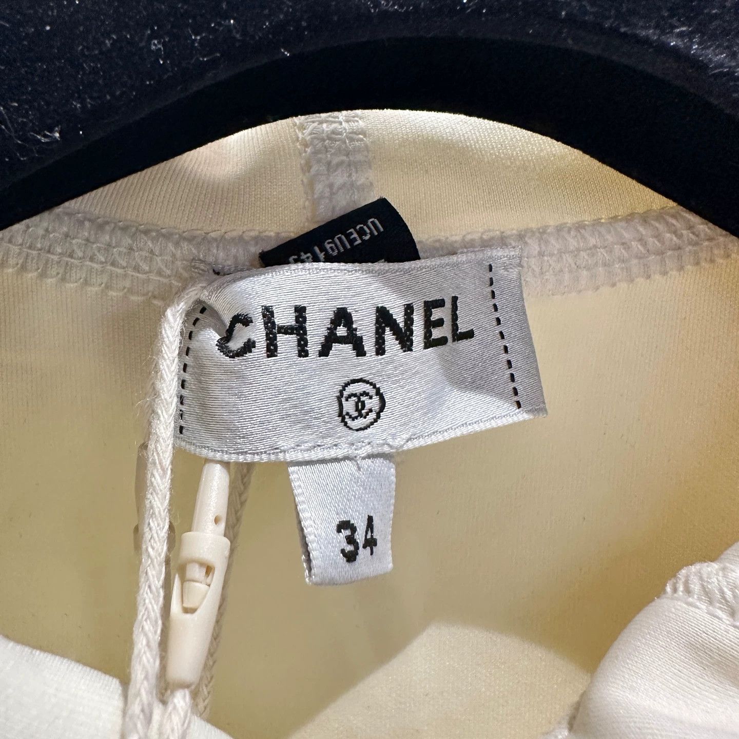 Chanel Chanel 25C Hooded Swimsuit Ribbon Slogan 34 Size XS / US 0-2 / IT 36-38 - 3 Thumbnail
