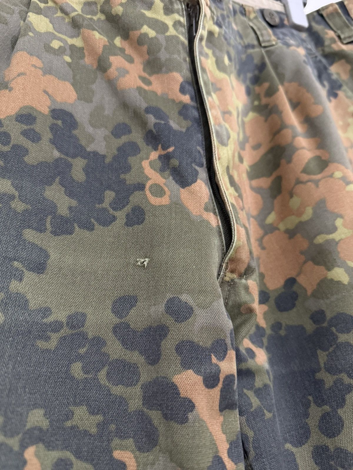 Vintage Vintage German Flecktarn military Cargo battle pants Size US 36 / EU 52 - 3 Thumbnail