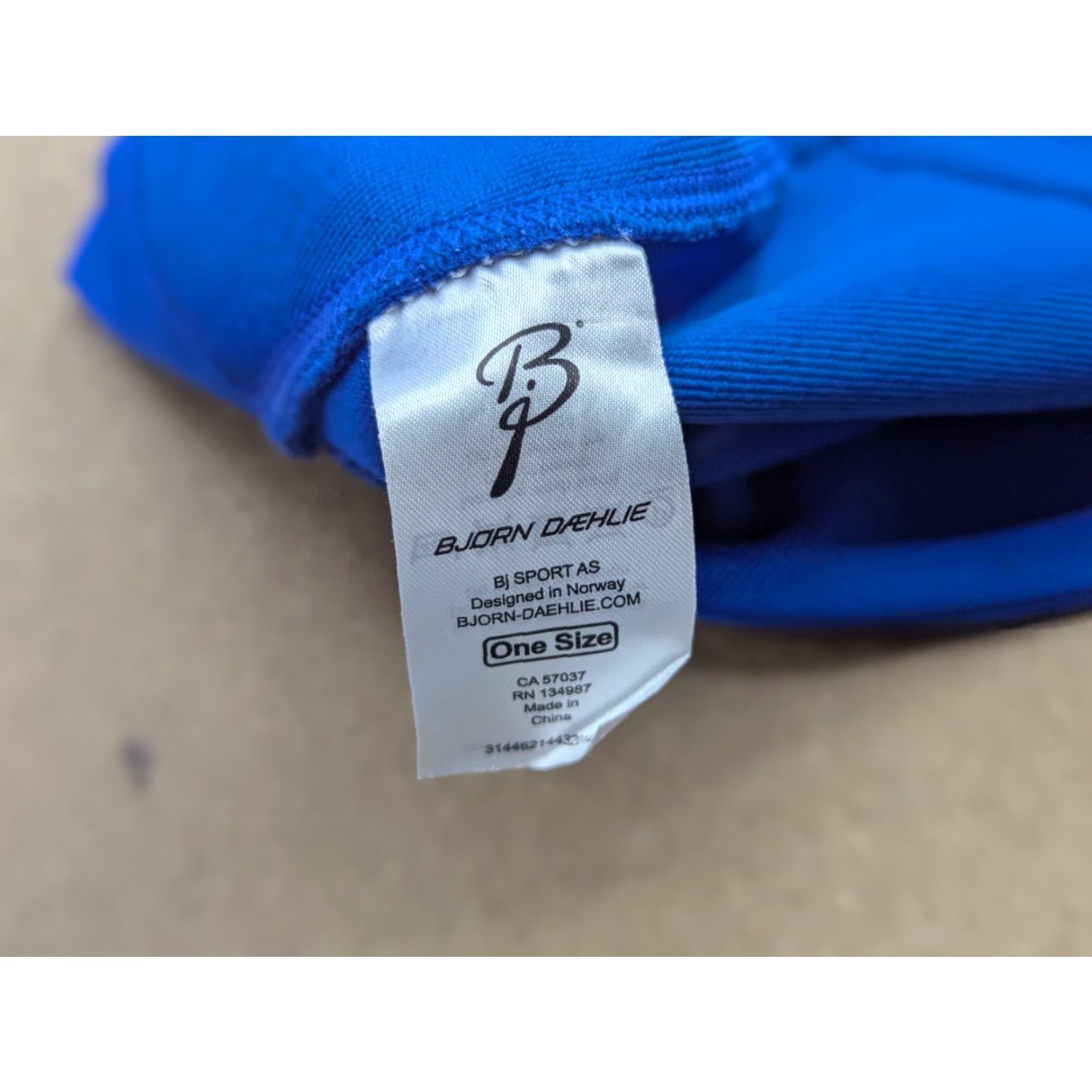 Vintage Bjorn Daehlie Blue Hat Ski Cap One Size Winter Cross Country Biathlon Stretch Beanie Unisex Adults Size ONE SIZE - 5 Thumbnail