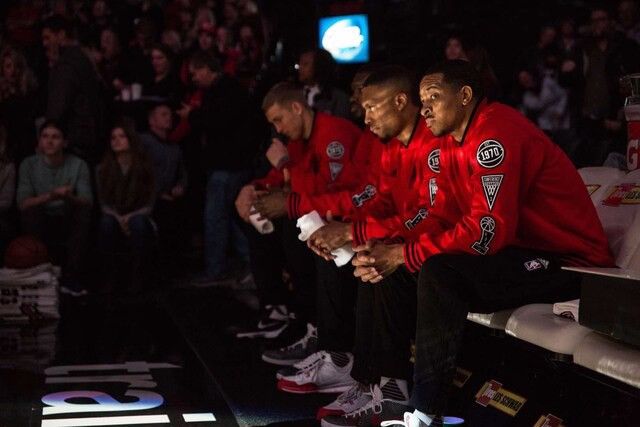 Adidas Portland Trail Blazers 2015-2016 NBA Adidas Warm Up Jacket Size US M / EU 48-50 / 2 - 7 Thumbnail