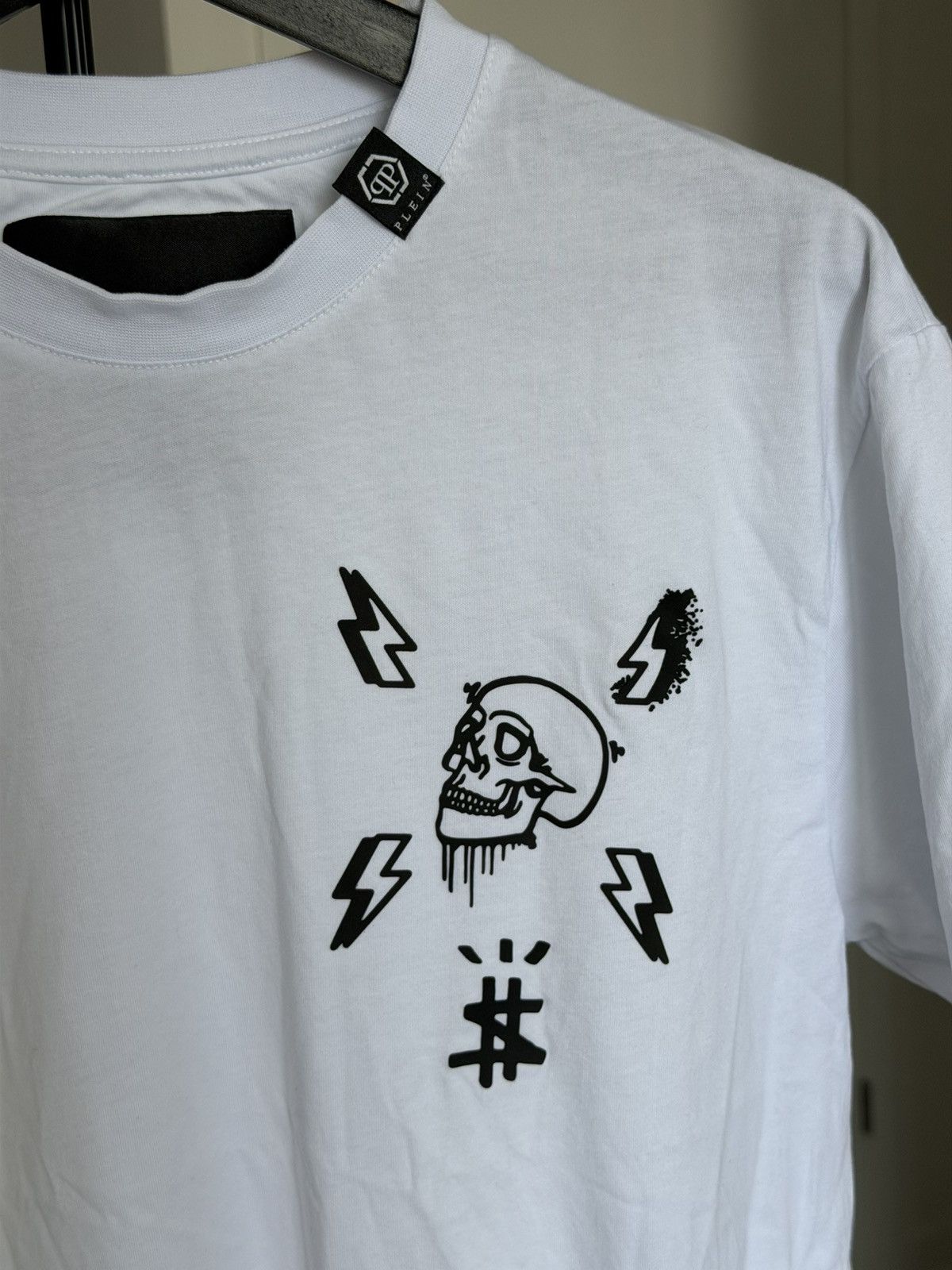 Philipp Plein Philipp Plein Skull Lightning Graphic Tee White Size S Size US S / EU 44-46 / 1 - 4 Thumbnail