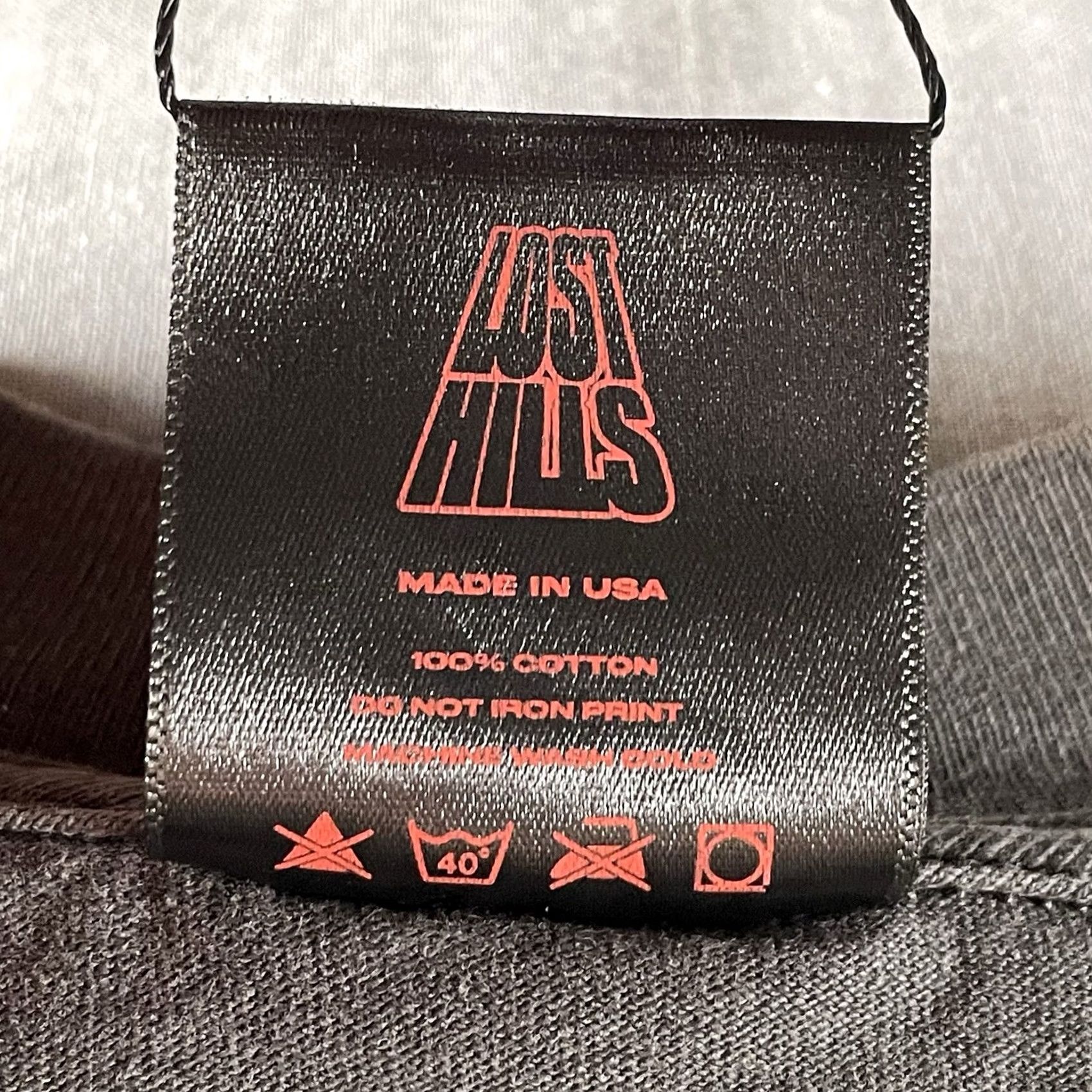 Vintage VINTAGE Lost Hills Long Sleeve Tee Shirt Black S Men Small Lost In The Hills Short Sleeve Designer Streetwear Shirt Mens Size S Size US S / EU 44-46 / 1 - 5 Thumbnail