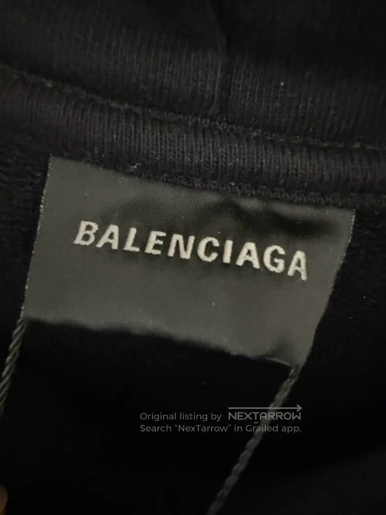 Balenciaga Balenciaga Blurred Logo Sweatshirt Size US S / EU 44-46 / 1 - 3 Thumbnail