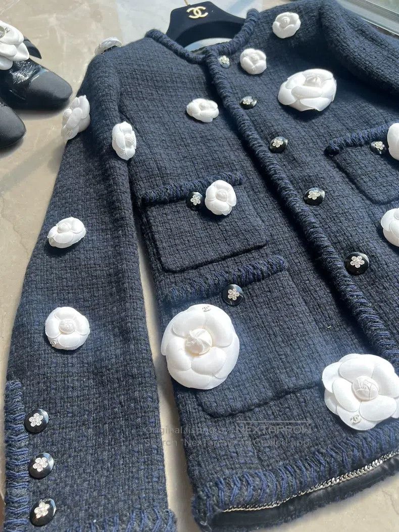 Chanel 23k black jacket
