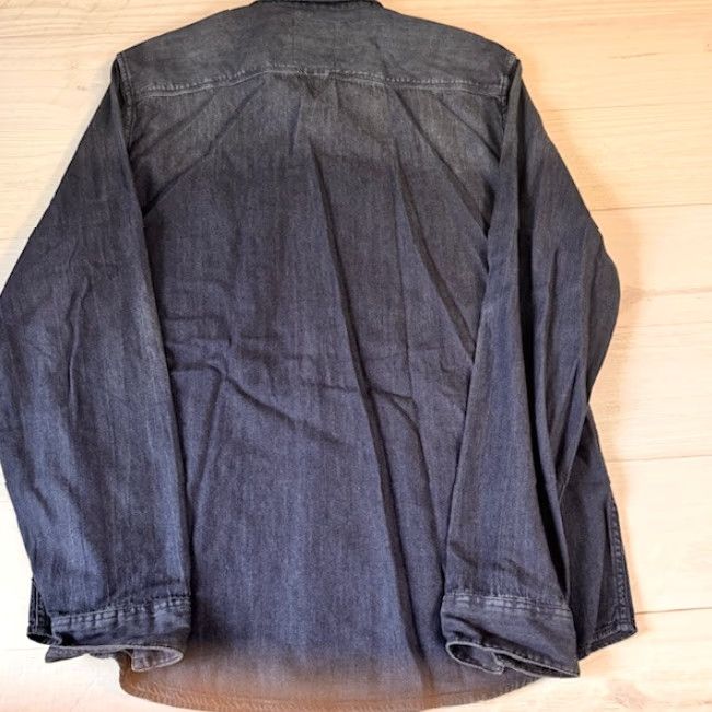 Guess GUESS XL Button-Down Shirt Slim Fit Navy with Shoulder Straps Logo Chest Long Sleeve Mens Size US XL / EU 56 / 4 - 2 Thumbnail