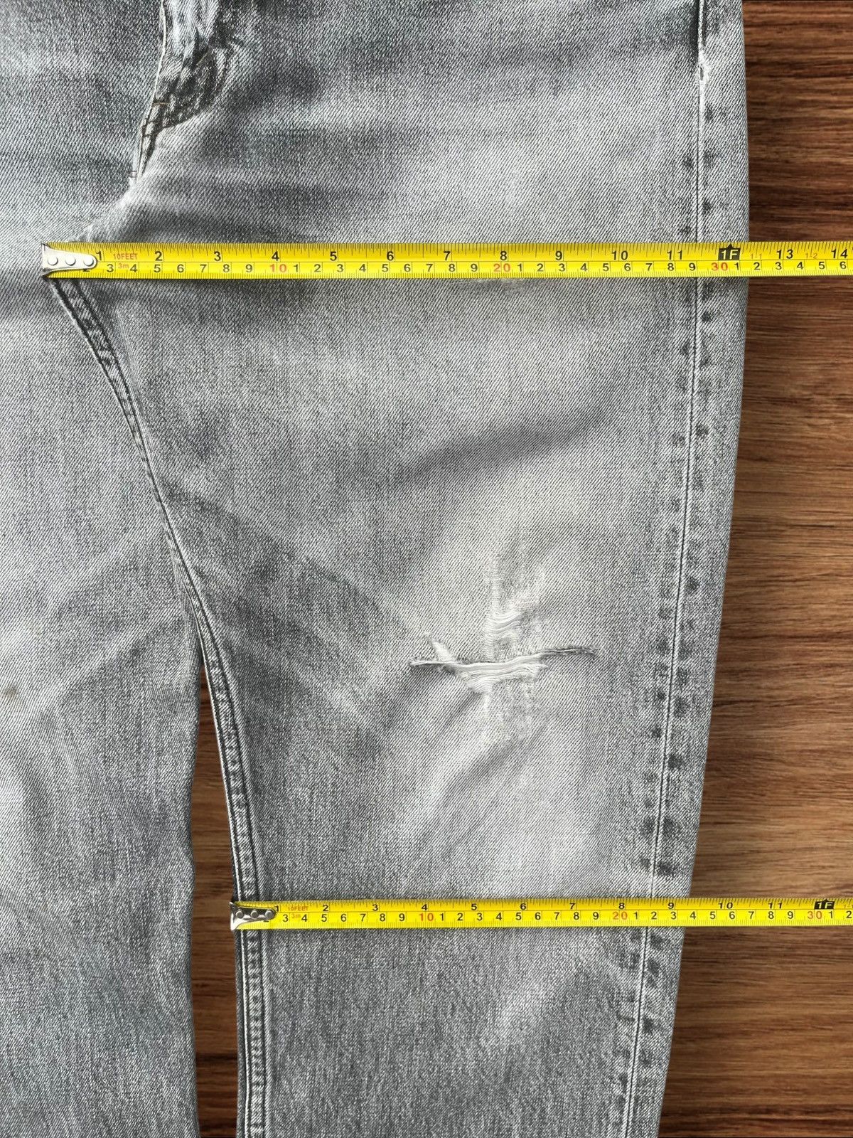 Levi's × Levi's Vintage Clothing × Vintage Vintage 90s Levi’s 505 Grey Wash Distressed Frayed Leg Jeans Size US 35 - 19 Thumbnail