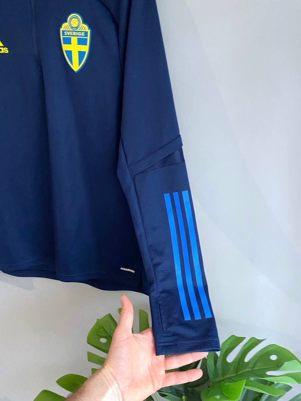 Adidas Sweden National Football Team Soccer Longsleeve, M, FS7183 Size US M / EU 48-50 / 2 - 9 Thumbnail