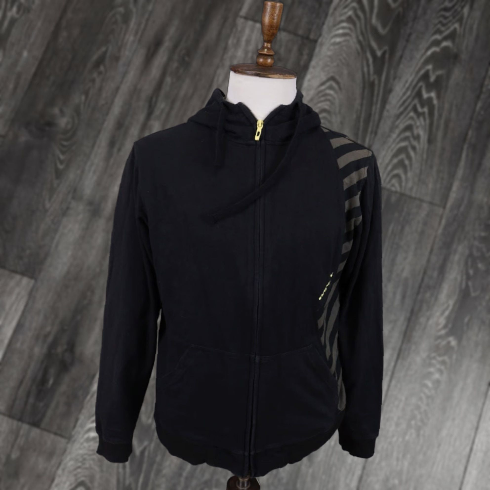 Oakley 00s Oakley Military 1/4 Zip Knit Sweater L XL | Grailed