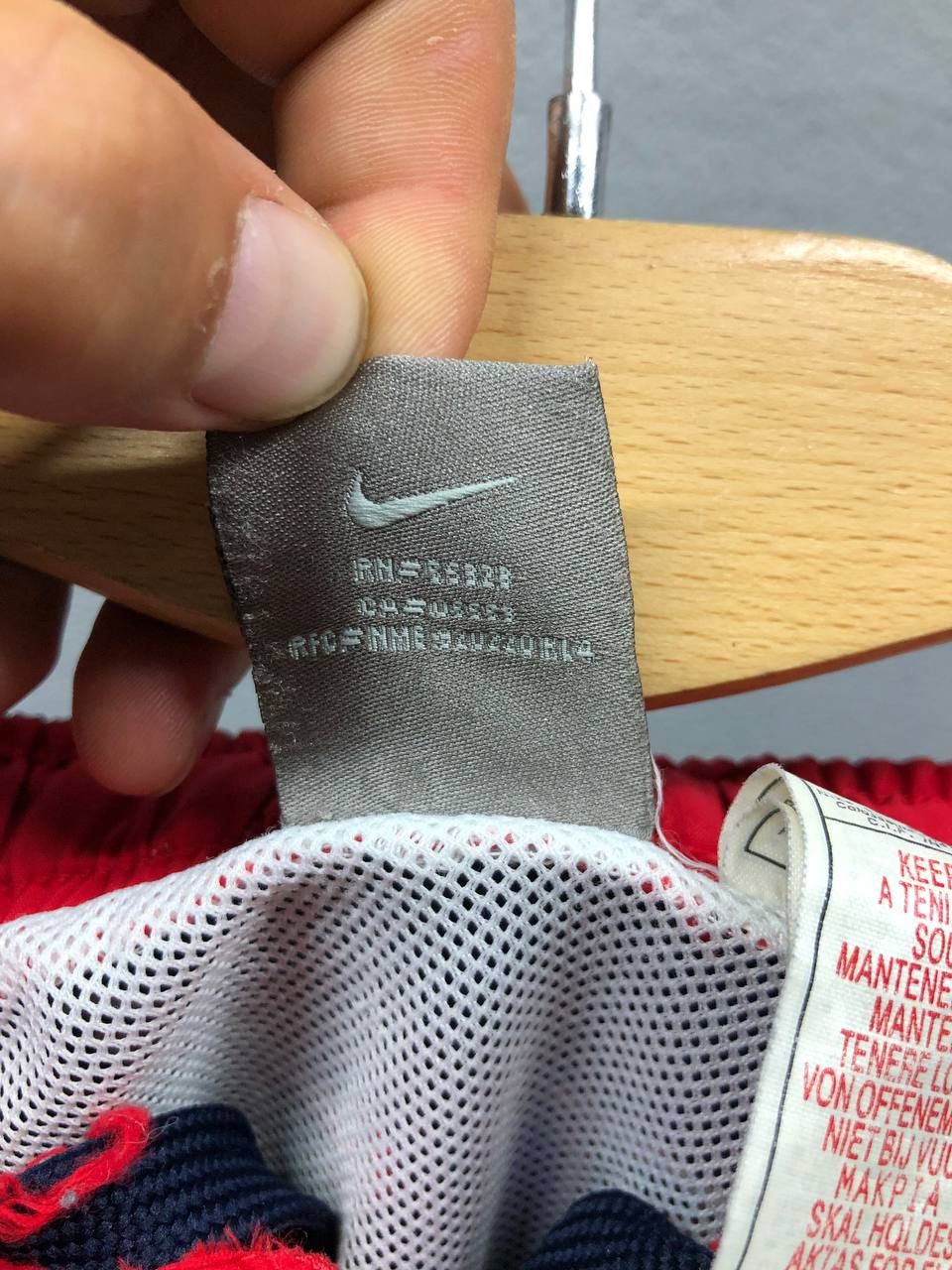 Nike × Vintage Nike vintage shorts mens Medium Size US 32 / EU 48 - 8 Thumbnail