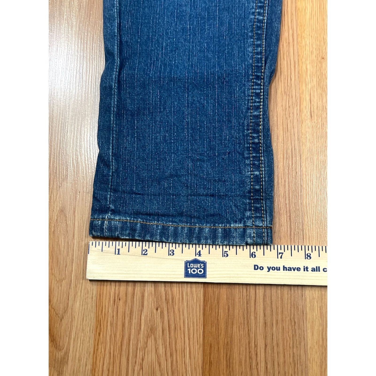 DKNY VINTAGE: No DKNY Jeans Straight Leg High Rise Blue Denim Distressed Womens Size 8 Jeans Distressed DKNY Blue Denim Jeans Size 30" / US 8 / IT 44 - 6 Thumbnail