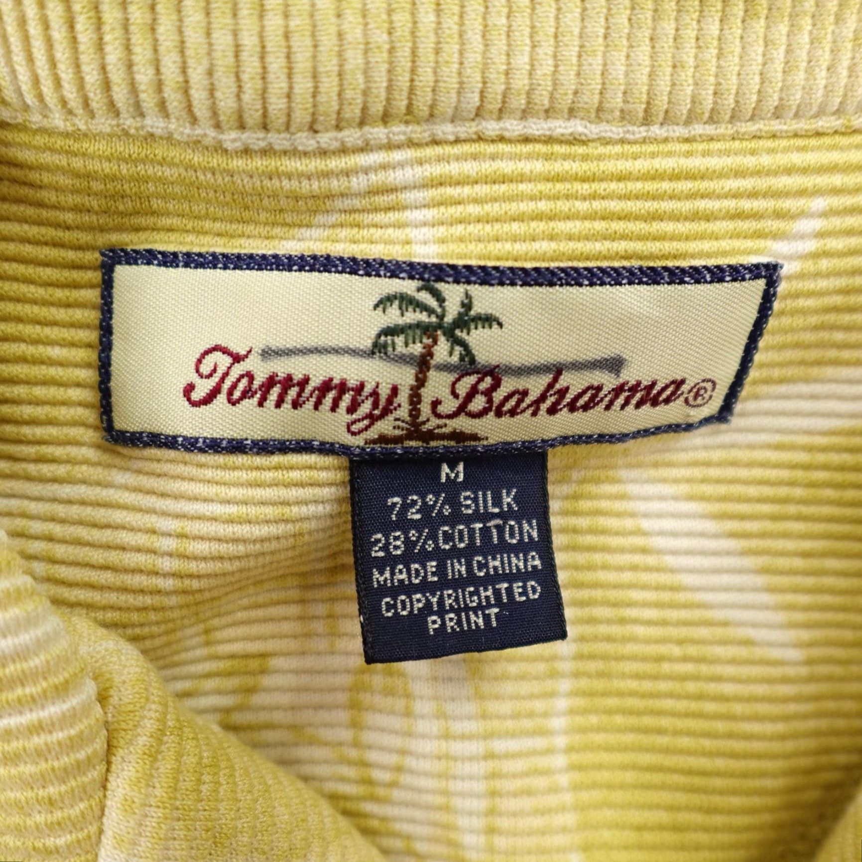 Tommy Bahama VINTAGE Tommy Bahama Shirt Mens Medium Yellow Silk Blend Textured Knit Hawaiian Camp Shirt Beach Casual 90s Mens Size US M / EU 48-50 / 2 - 7 Thumbnail