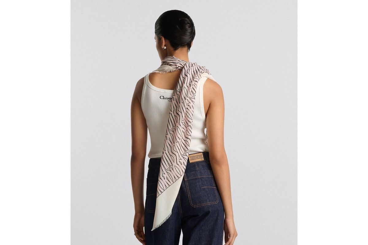 Dior o1bcso1str0226 Size:OS/Allover Shawl in White/Pale Pink Size ONE SIZE - 6 Thumbnail