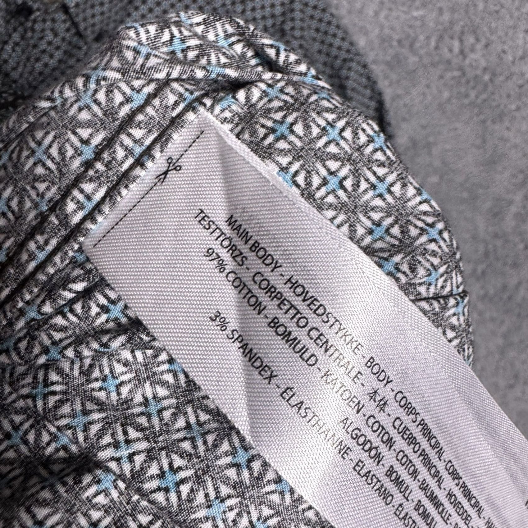 Ariat Ariat Shirt Men XL Stretch Geometric Long Sleeve Workwear Utility All Over Print Size US XL / EU 56 / 4 - 7 Thumbnail