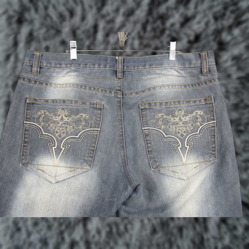 Avirex Avirex Jeans Mens 38x32 Blue Distressed Embroidered Back Pocket Straight Leg Denim Size US 38 / EU 54 - 1 Thumbnail