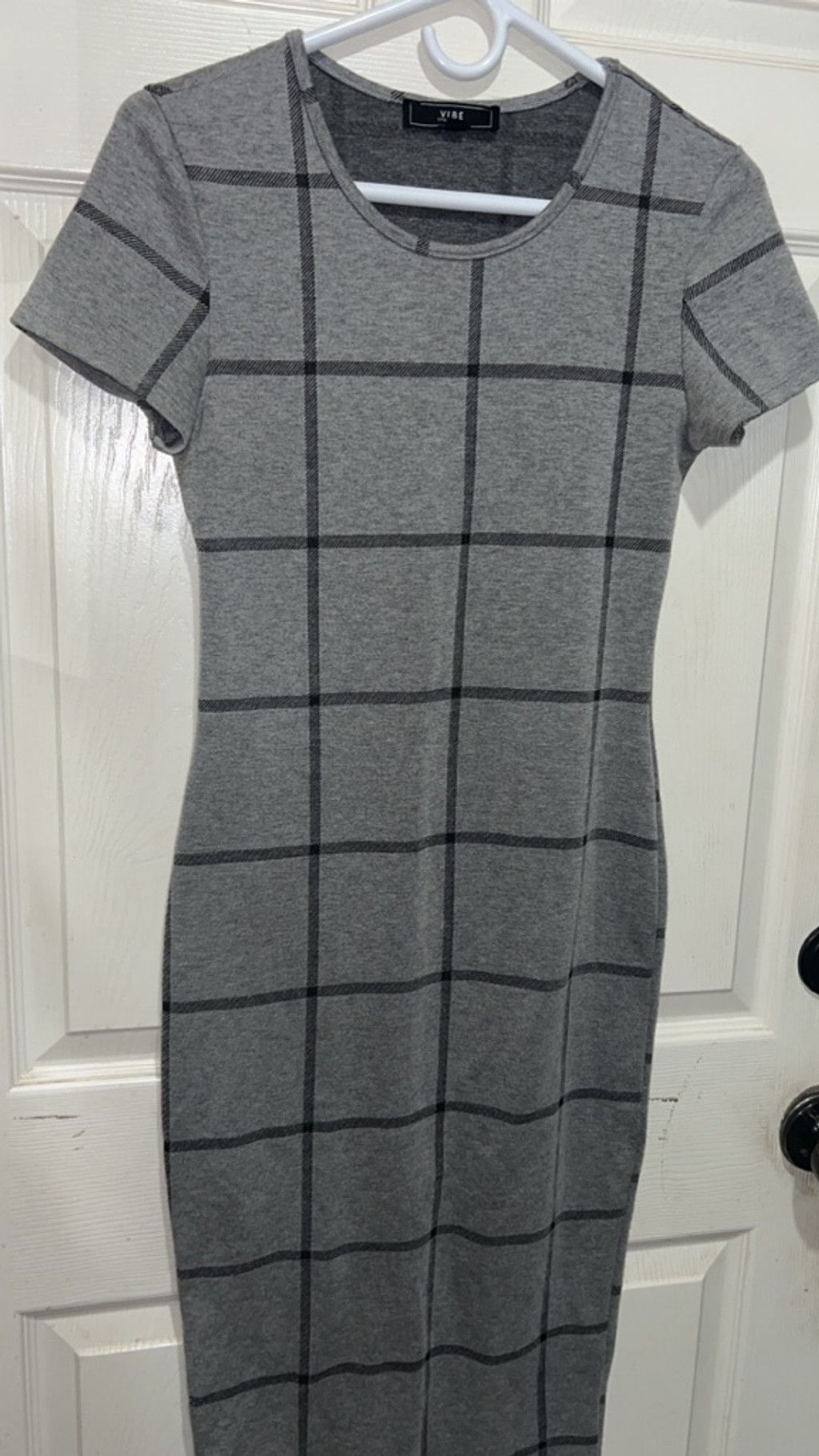 VIBE Women's VIBE Gray & Black Plaid Short Sleeve Bodycon Dress M Size M / US 6-8 / IT 42-44 - 2 Thumbnail