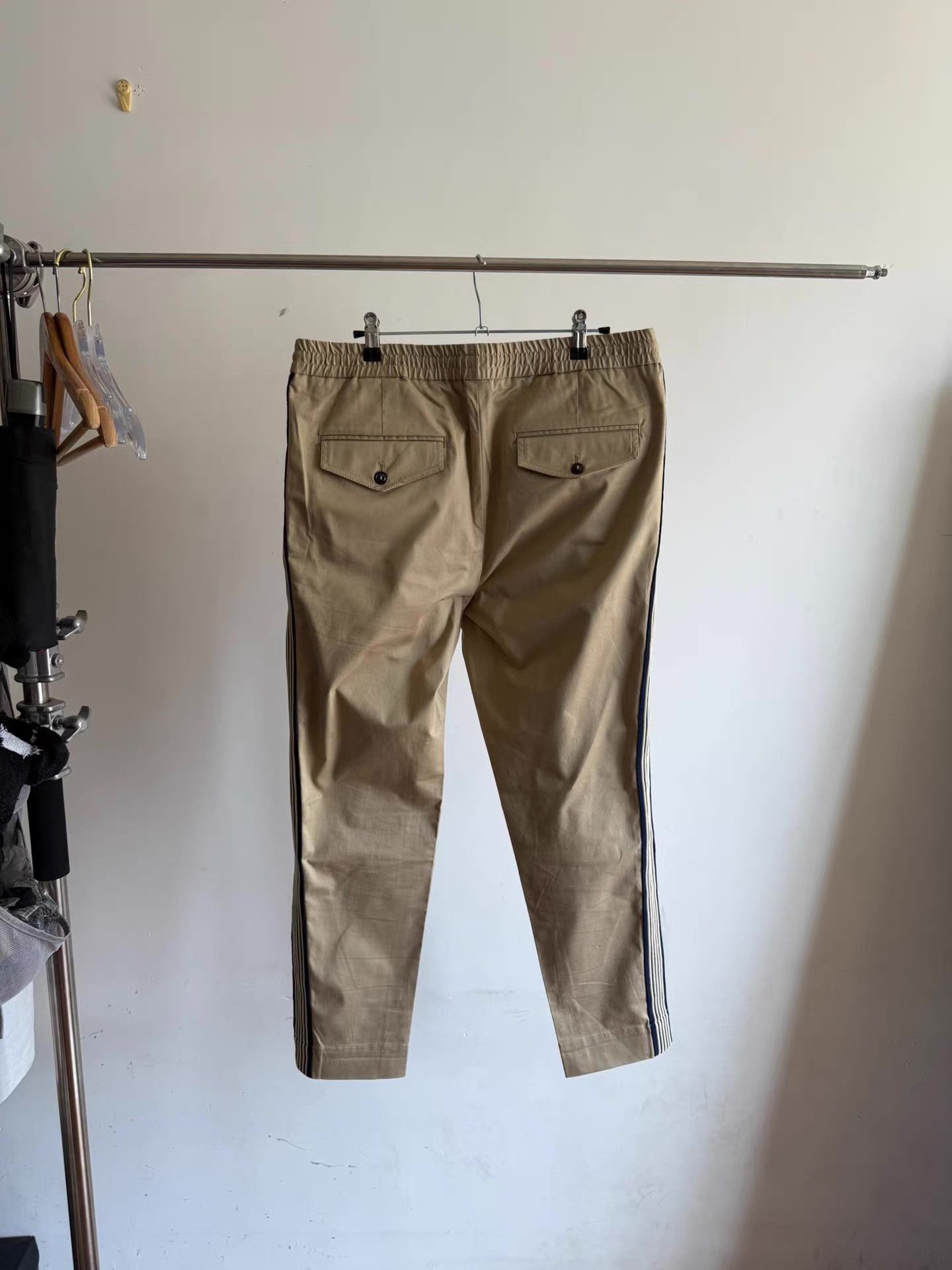 Moncler Moncler Khaki Cropped Trousers Q17 Size US 32 / EU 48 - 3 Thumbnail