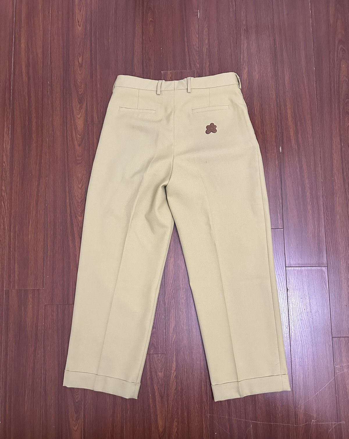 LE FLEUR x LACOSTE BEIGE PLEATED TROUSER