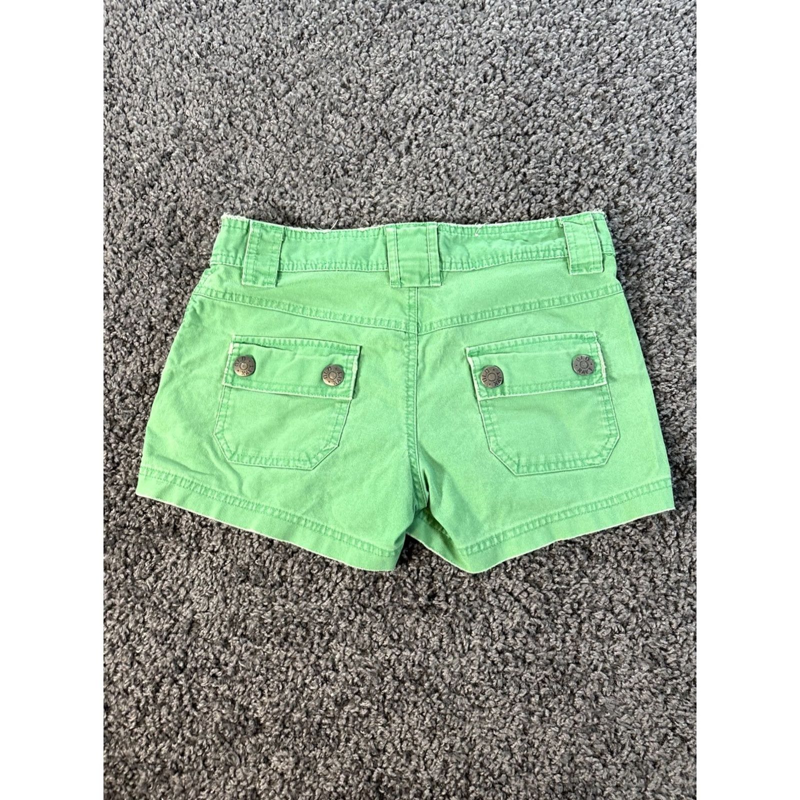 Old Navy VINTAGE Old Navy Shorts Womens 30 Green Denim Cut-Off Front Pocket Y2K Micro Low Rise Front Pocket Womens 30 Green Denim Cotton Old Navy Size 30" / US 8 / IT 44 - 6 Thumbnail