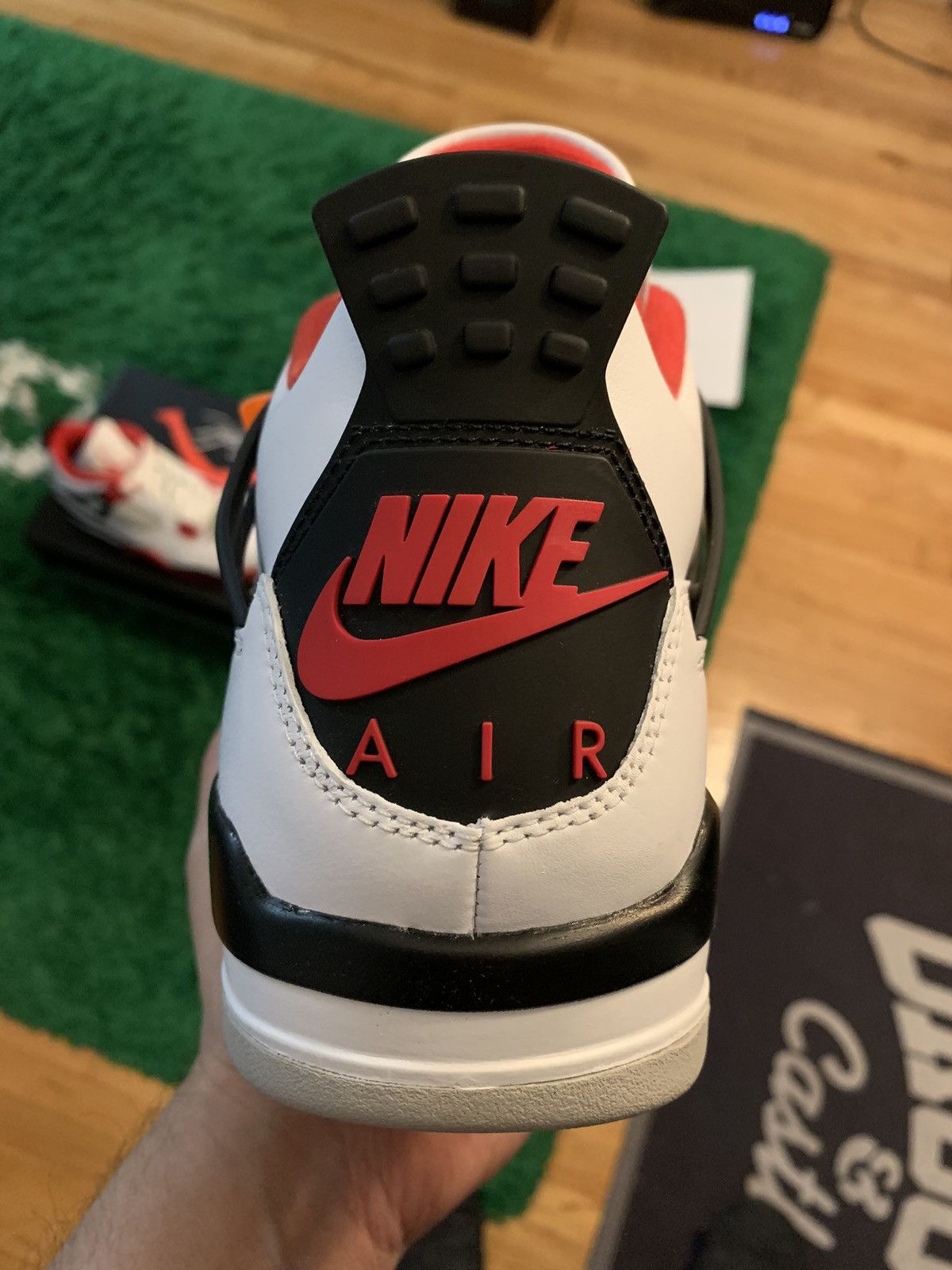 Jordan Brand × Nike Jordan 4 Fire Red 2020 Size US 10.5 / EU 43-44 - 13 Thumbnail