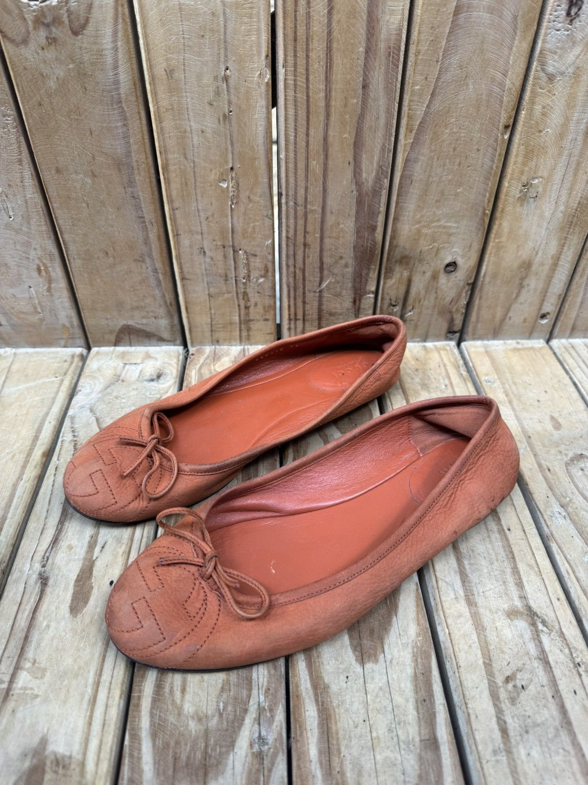 Gucci Gucci Orange women’s leather ballet flats EUR 37 US 7 Size US 7 / IT 37 - 19 Thumbnail