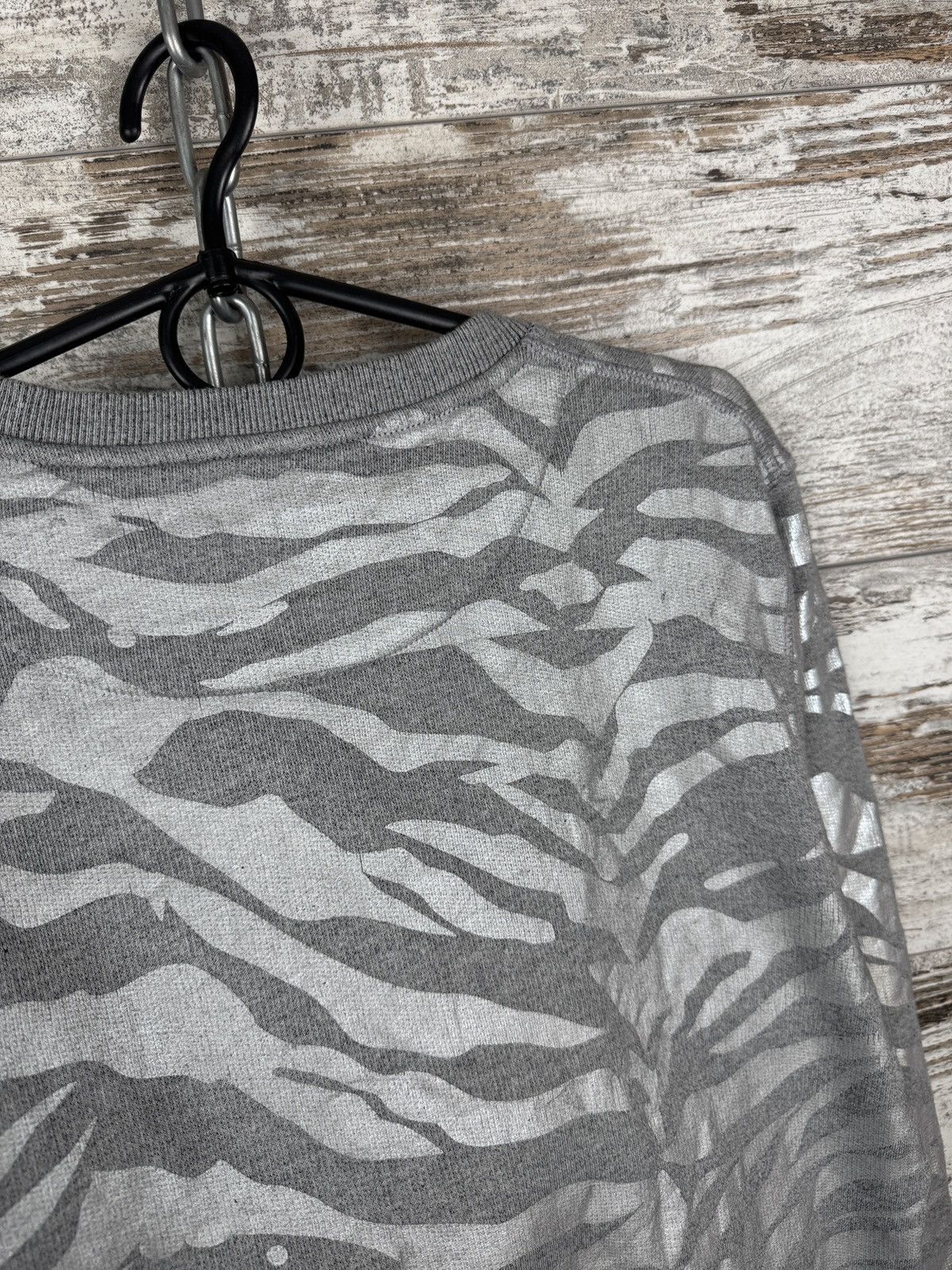 Kenzo Women’s Kenzo Paris Sweatshirt grey size M tiger print Size M / US 6-8 / IT 42-44 - 15 Thumbnail