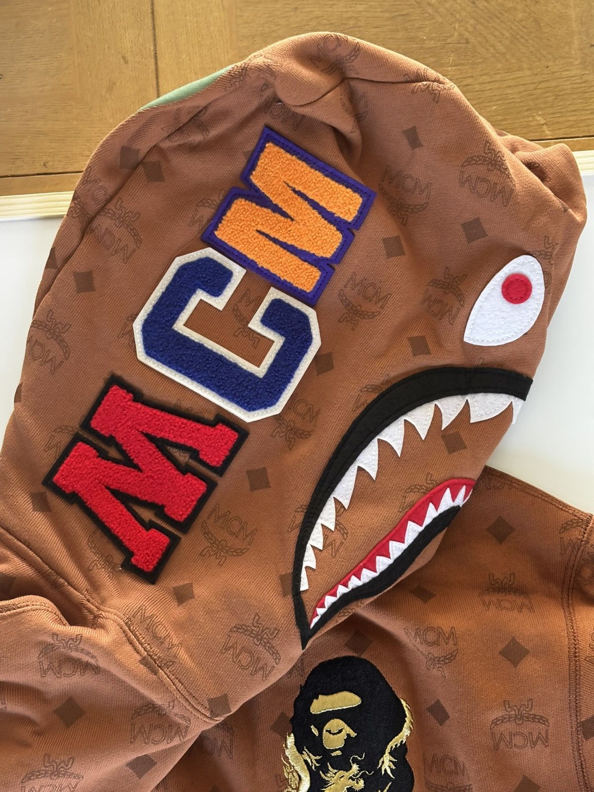 Bape Authentic ape bape x MCM shark pullover hoodie L new Size US L / EU 52-54 / 3 - 6 Thumbnail