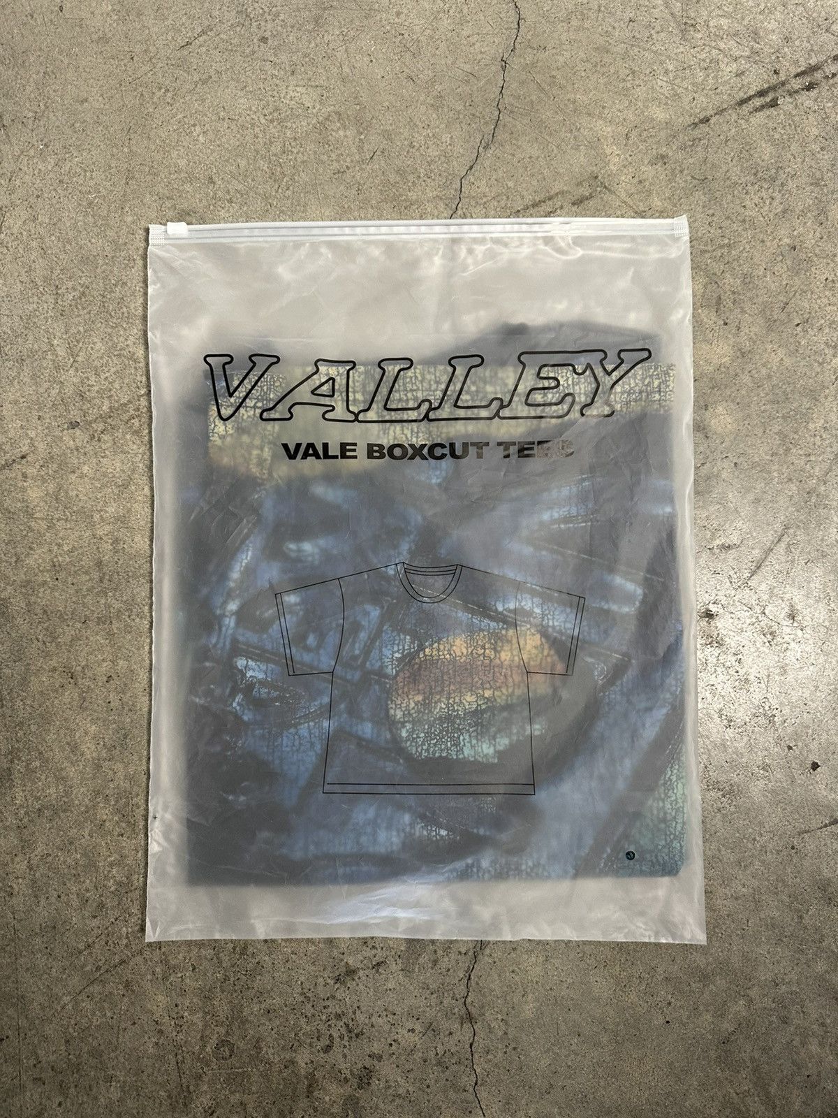 Vale Vale Forever Dog Tag Tee Shirt Size US L / EU 52-54 / 3 - 9 Thumbnail