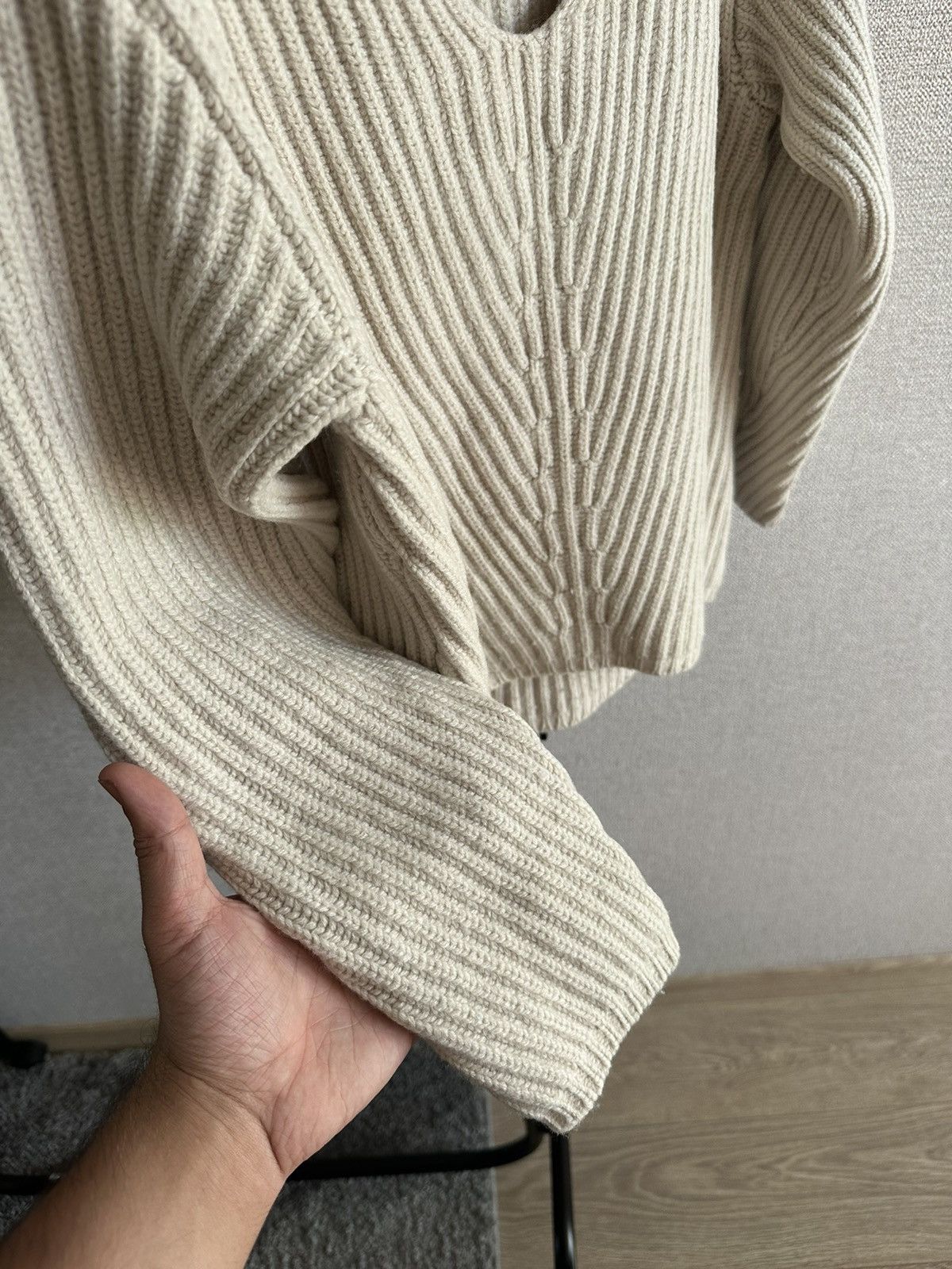 Acne Studios Women’s Acne Studios Deborah L-wool Oversized Sweater Size XS / US 0-2 / IT 36-38 - 3 Thumbnail