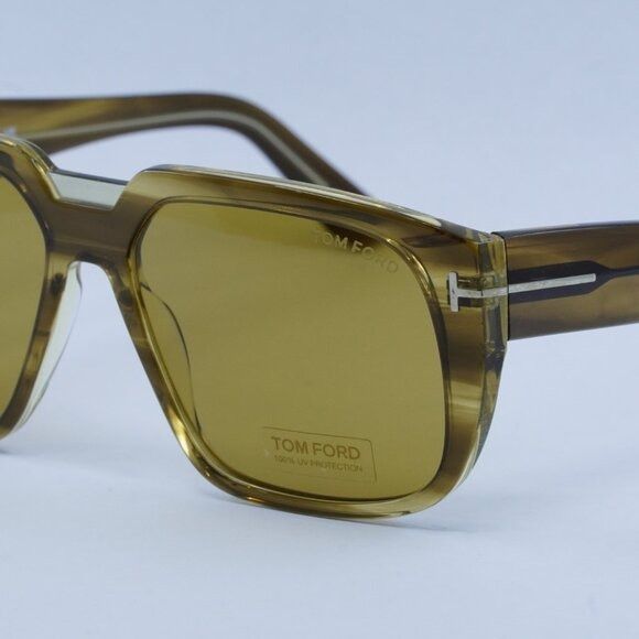 Tom Ford Tom Ford FT1025 55E Oliver 02 Sunglasses Havana Square Frame Size ONE SIZE - 4 Thumbnail
