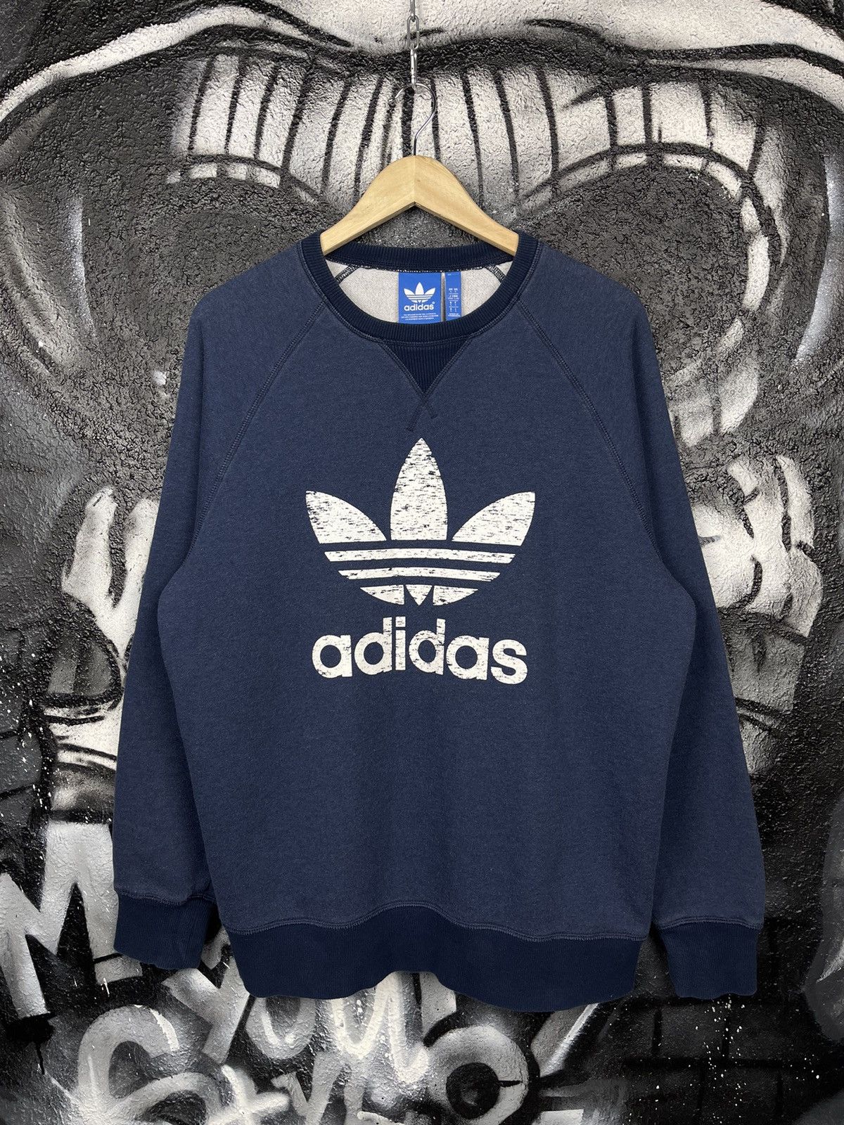 Adidas Adidas Originals Y2K Front Big Logo Sweatshirt Men’s Size L Size US L / EU 52-54 / 3 - 3 Thumbnail