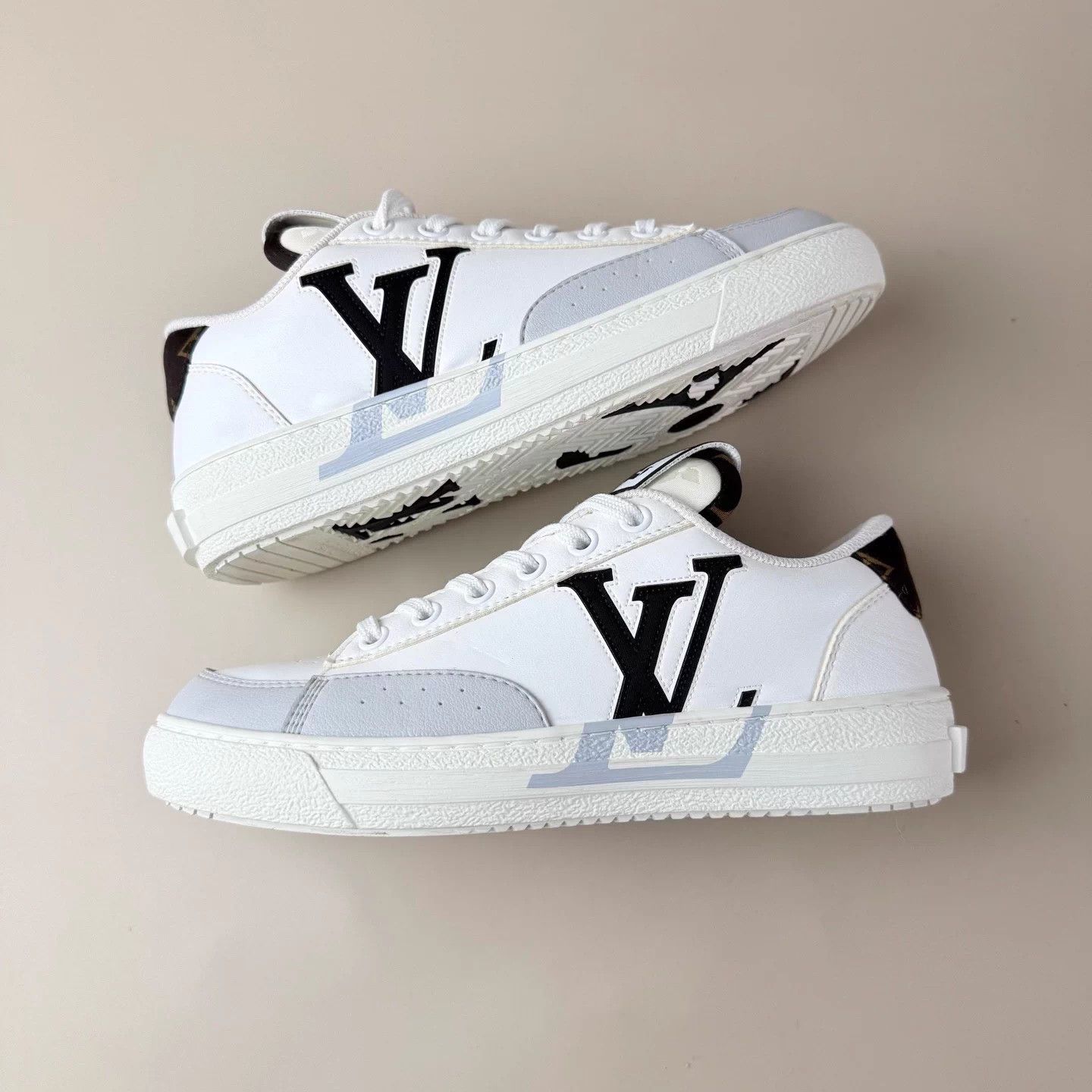 Louis Vuitton LV Charlie Monogram Sneakers 35 Mint Size US 4 / IT 34 - 5 Thumbnail
