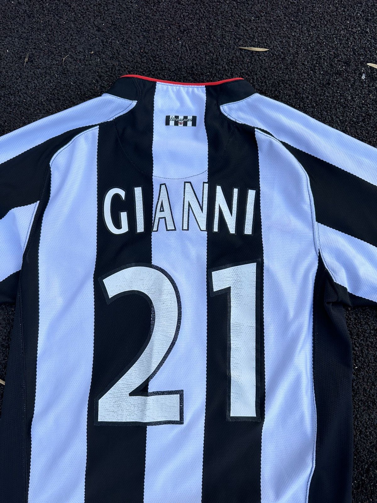 Nike Juventus jersey 2007/2008 Nike Size US S / EU 44-46 / 1 - 11 Thumbnail