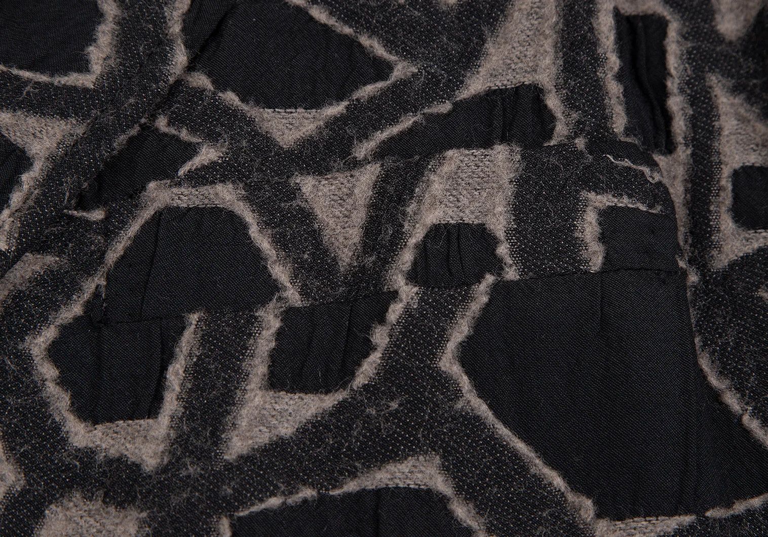Issey Miyake Jacquard Design Jacket in Black Gray, Size 4 Size US XL / EU 56 / 4 - 6 Thumbnail