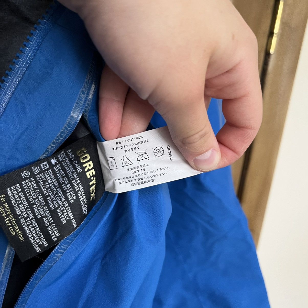 Arc'teryx Men's Arcteryx Beta Gore-Tex Jacket Size US M / EU 48-50 / 2 - 20 Thumbnail