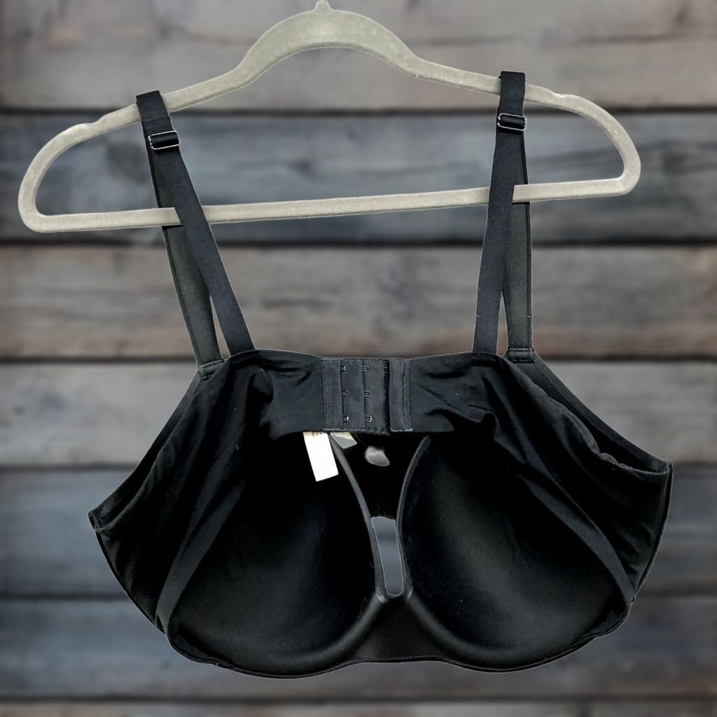 Vintage Auden Black Bra Womens 42D Underwire Lightly Lined Back Closure T-Shirt Bra Hook & Eye Size ONE SIZE - 1 Thumbnail