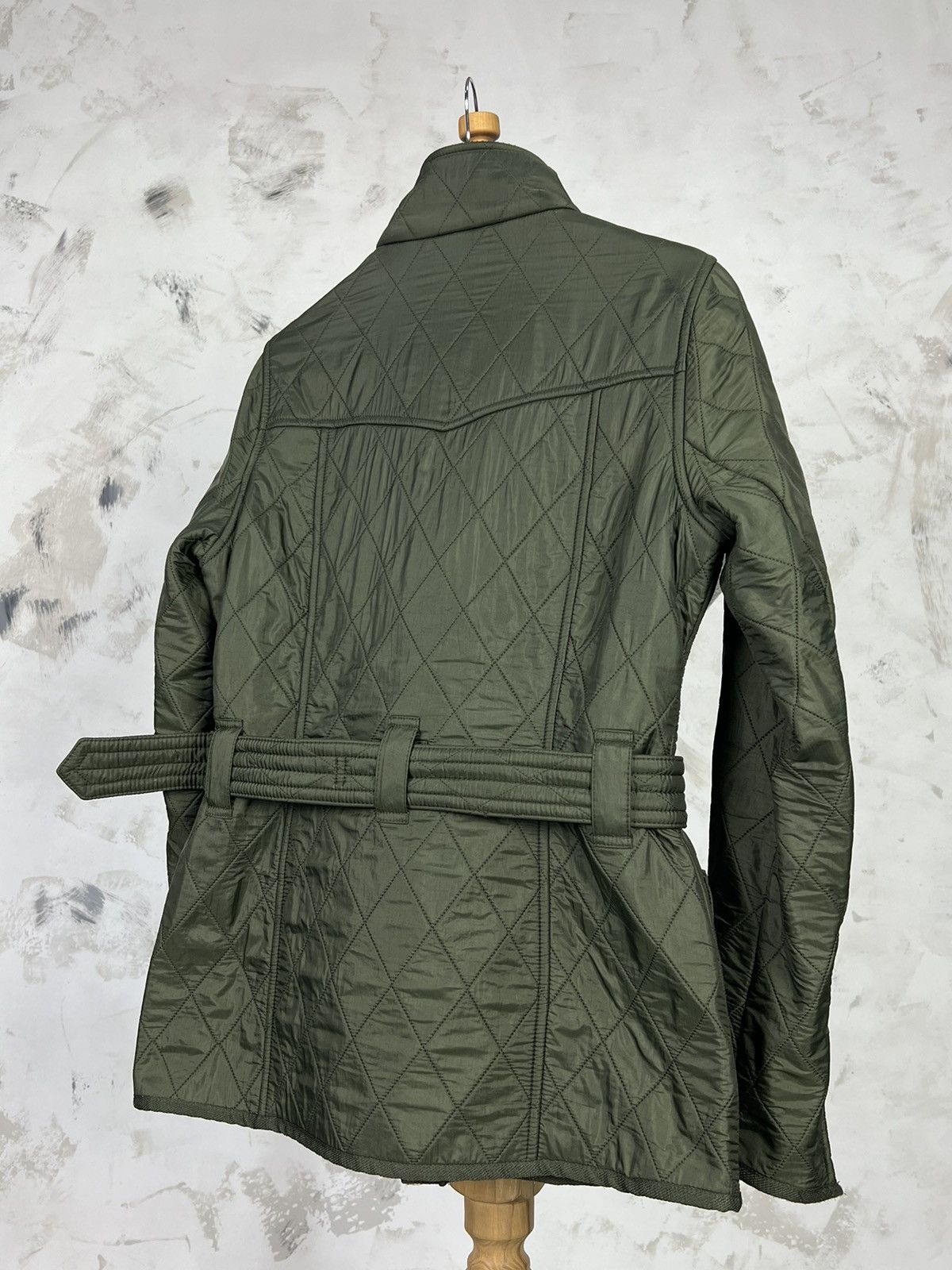 Barbour Barbour International Quilted Jacket Size US 4 XS - S Size S / US 4 / IT 40 - 2 Thumbnail