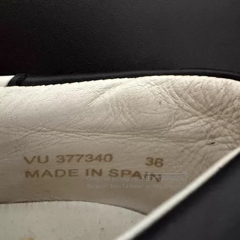 Saint Laurent Paris Saint Laurent Paris Distressed Star Low-Top Sneakers i Size US 5.5 / IT 35.5 - 2 Thumbnail