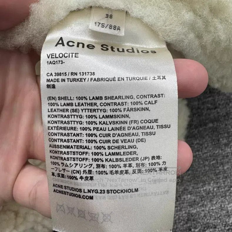 Acne Studios Acne Studios Leather and Fur Integrated Jacket Size XS / US 0-2 / IT 36-38 - 4 Thumbnail