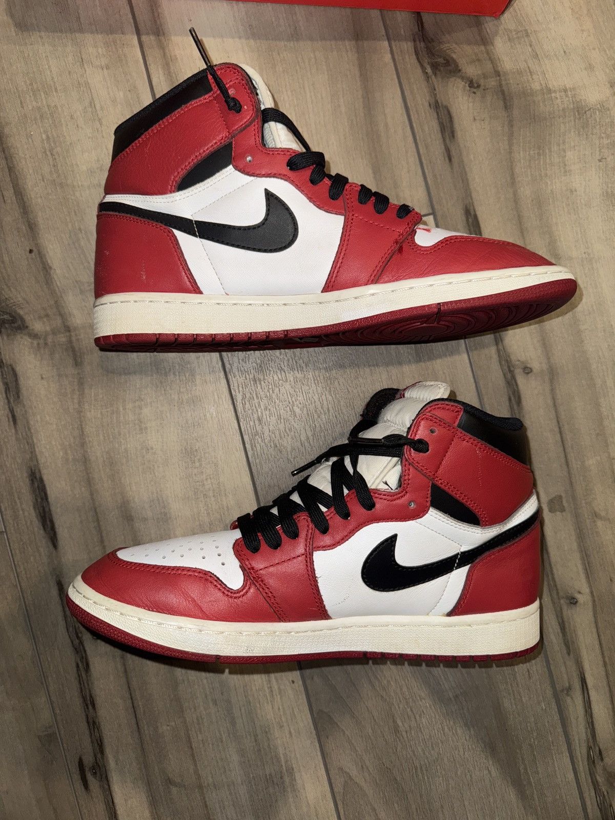 Jordan Brand JORDAN 1 RETRO HIGH CHICAGO ‘2015’ Size US 10.5 / EU 43-44 - 3 Thumbnail
