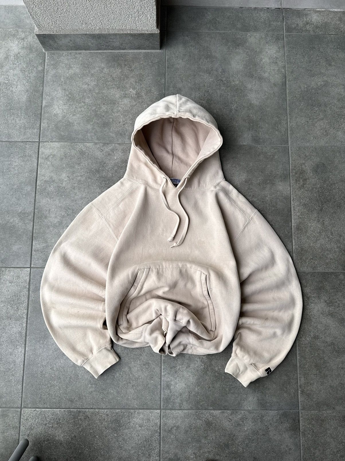 Russell Athletic Blank Russell Athletic Hoodie Beige Cream Size US M / EU 48-50 / 2 - 2 Thumbnail