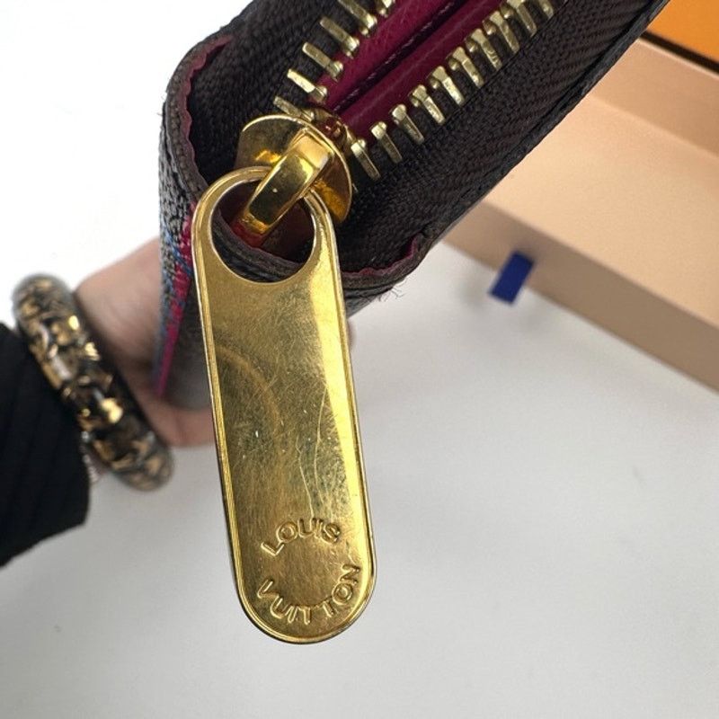 Louis Vuitton Louis Vuitton Vivienne Roller Coaster Long Zippy Wallet Size ONE SIZE - 10 Thumbnail